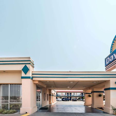 Days Inn South Fort Worth Buitenkant foto
